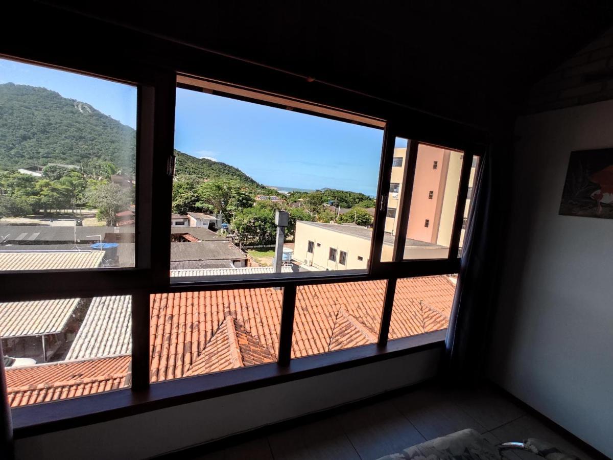 Pousada Capricornio Guarda do Embau Bagian luar foto